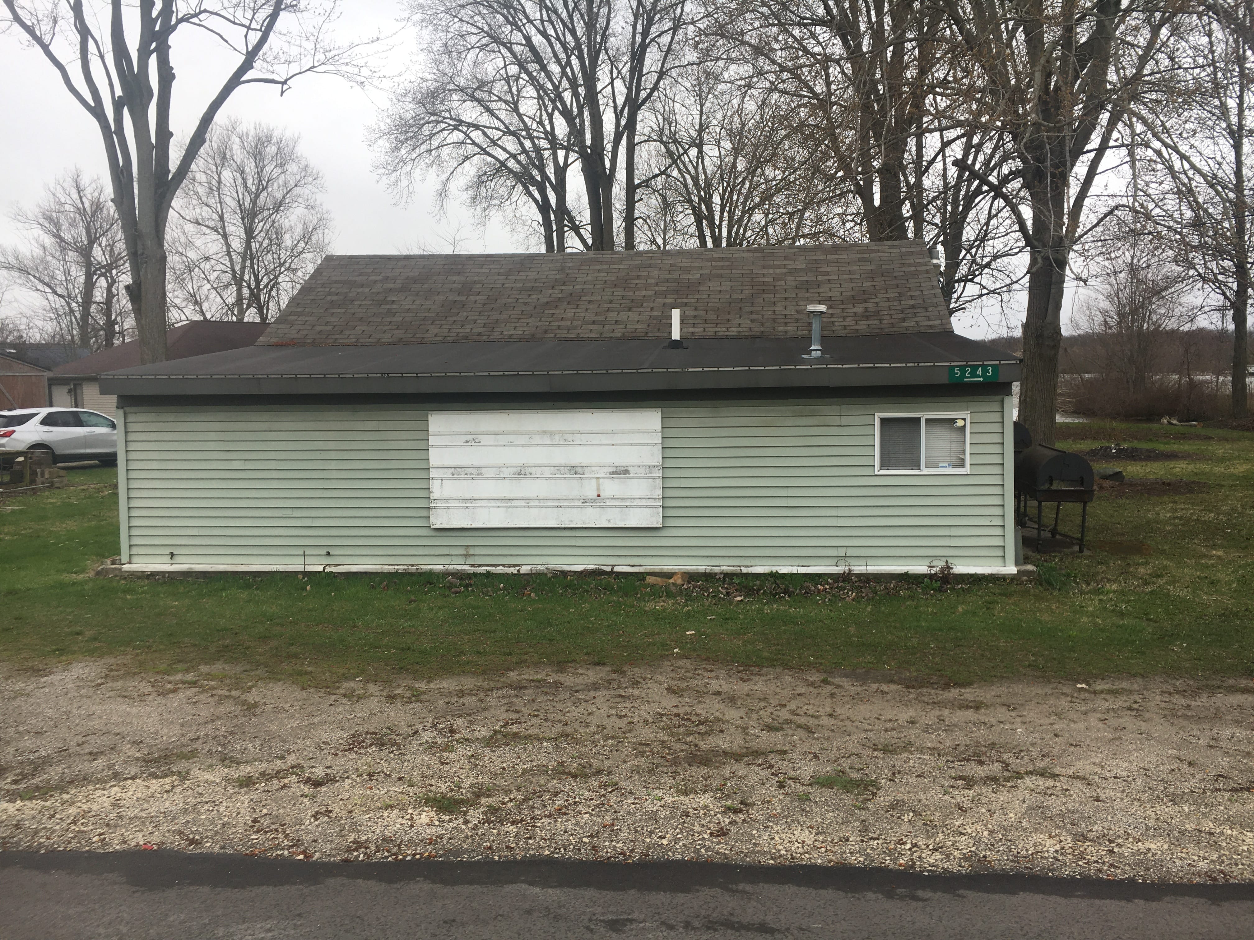 ONLINE ONLY REAL ESTATE!