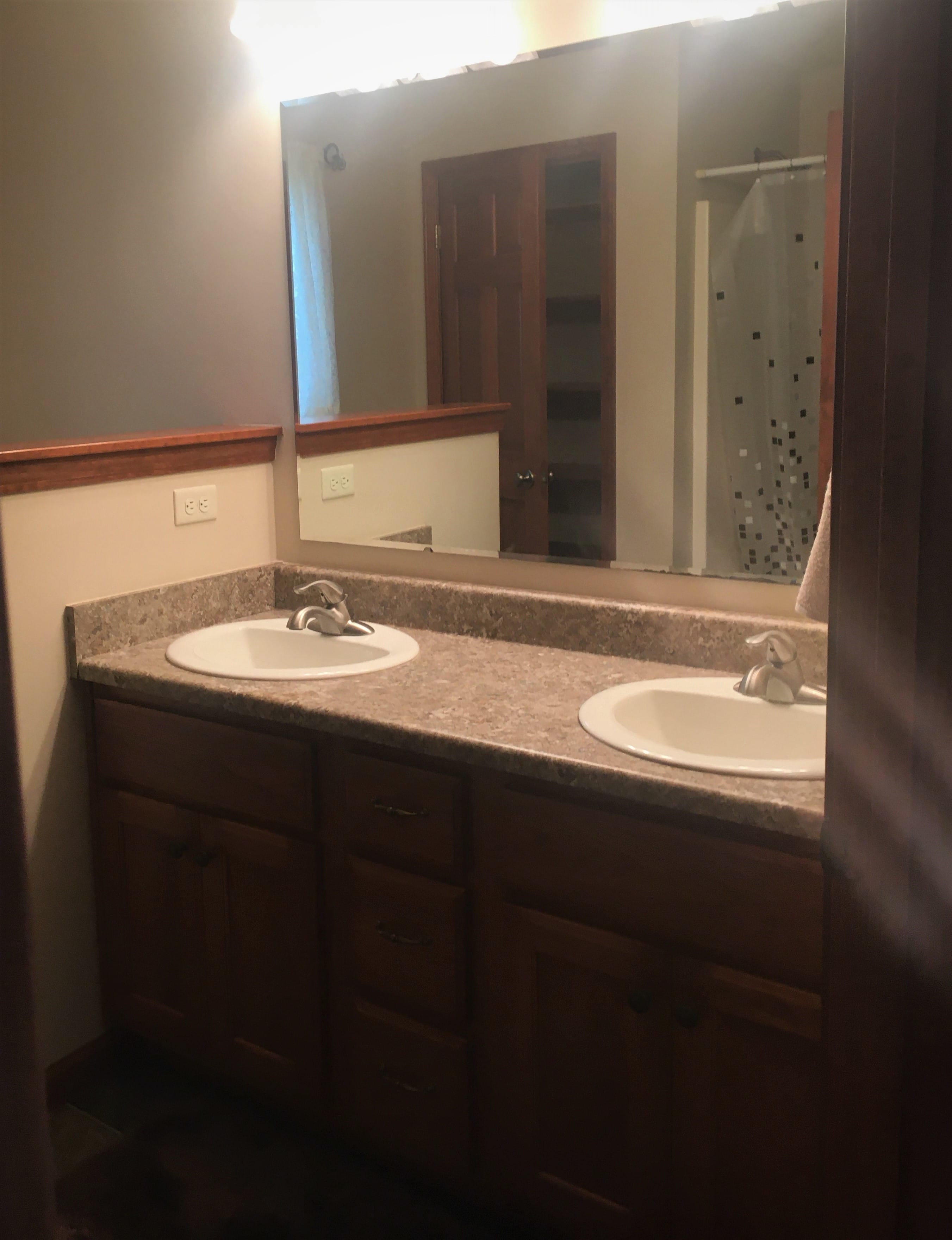 ONLINE ONLY REAL ESTATE!