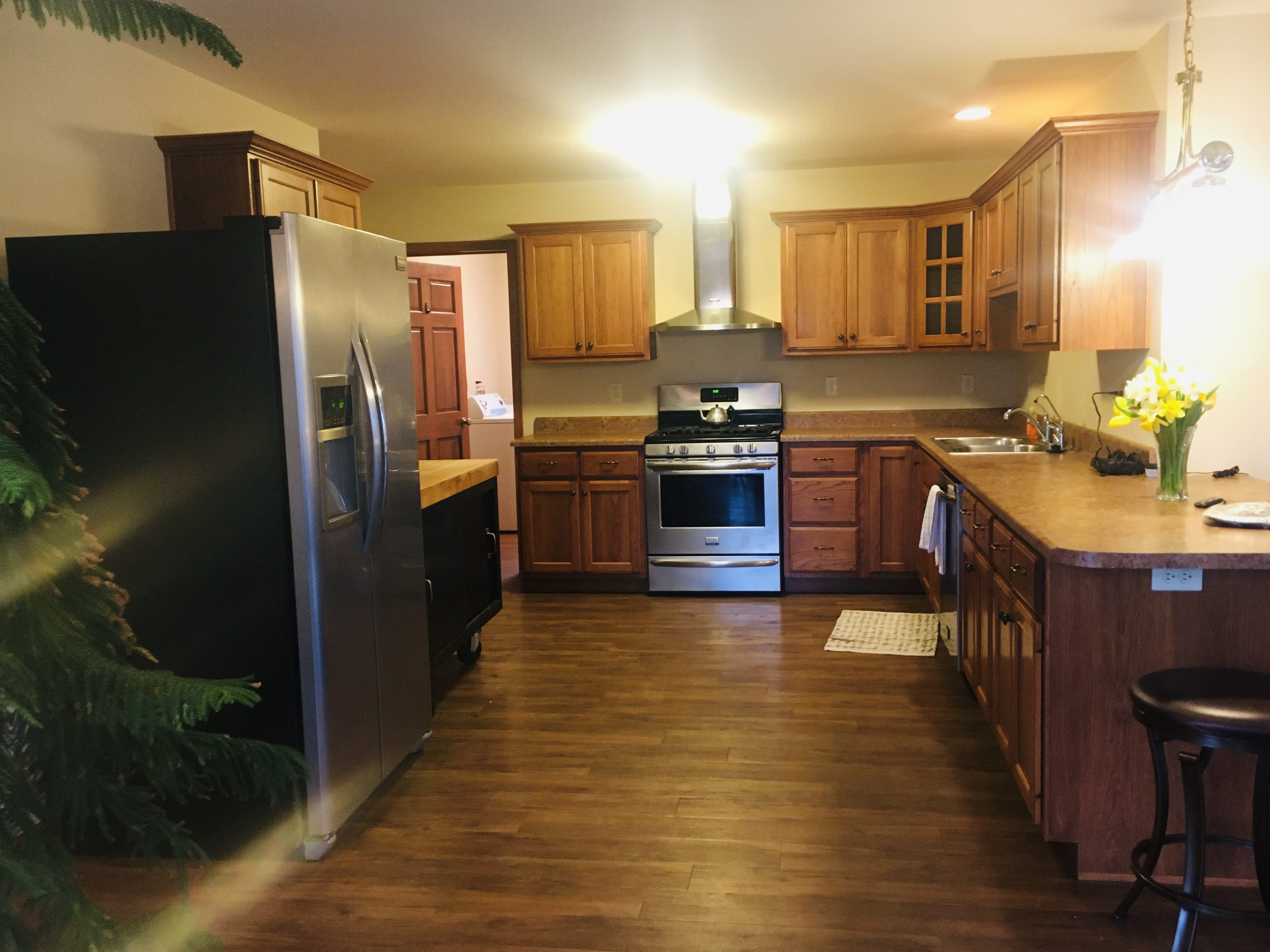 ONLINE ONLY REAL ESTATE!