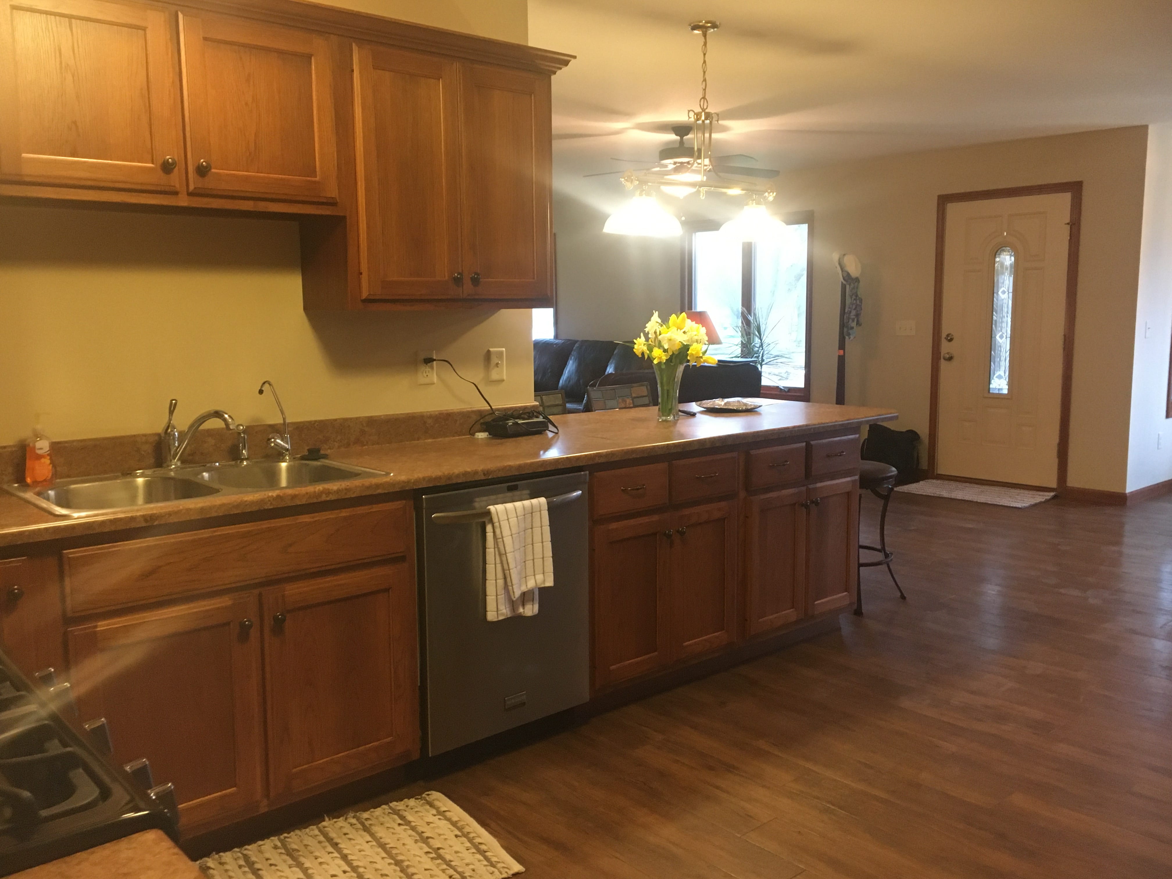 ONLINE ONLY REAL ESTATE!