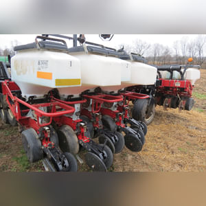 White 8500 12/23 row planter, no-till, markers, front fold, w/ monitor