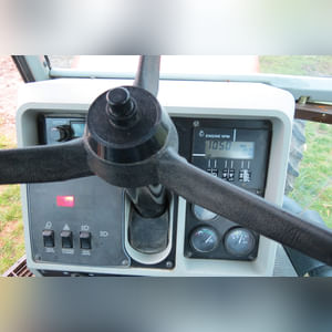 Agco Allis 9435 tractor, MFWD, 18.4-42 tires & duals, 14.9 R 30 front, front wts, 3 pt, 3 hyd remotes, pto, 4435 hrs, SN 936021ML