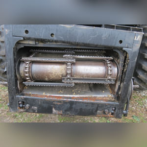 2001 Gleaner R-62 combine, 30.5 L 32 tires, 2919 hrs, 1955 separator hrs, lateral tilt, SN R62-HK62217