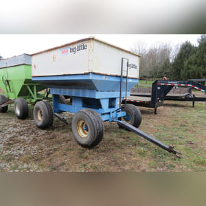 DMI 300 bu. gravity wagon