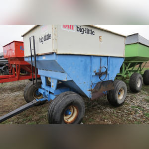 DMI 300 bu. gravity wagon
