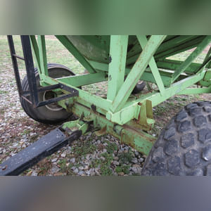 Parker 300 bu. gravity wagon