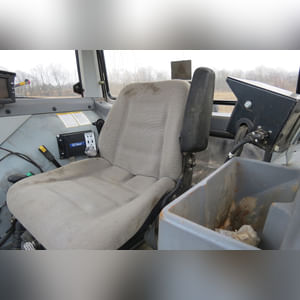 Agco Allis 6690 tractor, MFWD, 18.4 R 34 rear, 16.9 R 24 front, cab, 3 pt, 2 hyd remotes, 540/1000 pto, 1975 hrs, SN 002037