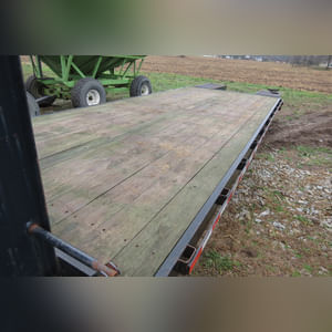 Top Brand 20â?? + 5â?? dove tail gooseneck trailer, tandem axle w/ ramps