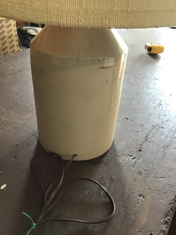 500+ LOTS OF CROCKS-PRIMITIVES-GLASS-POTTERY & MORE!