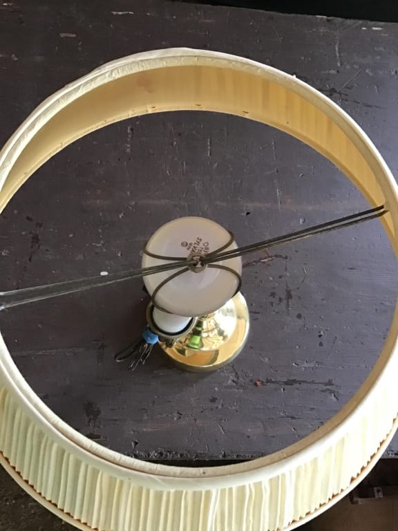 500+ LOTS OF CROCKS-PRIMITIVES-GLASS-POTTERY & MORE!