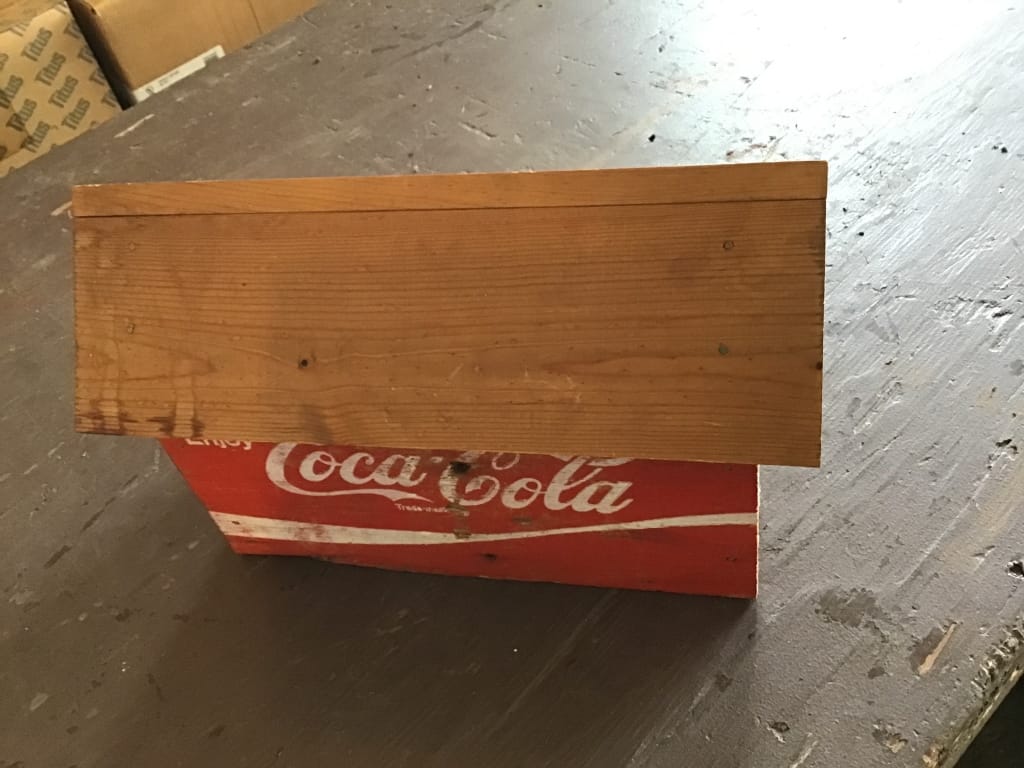 500+ LOTS OF CROCKS-PRIMITIVES-GLASS-POTTERY & MORE!