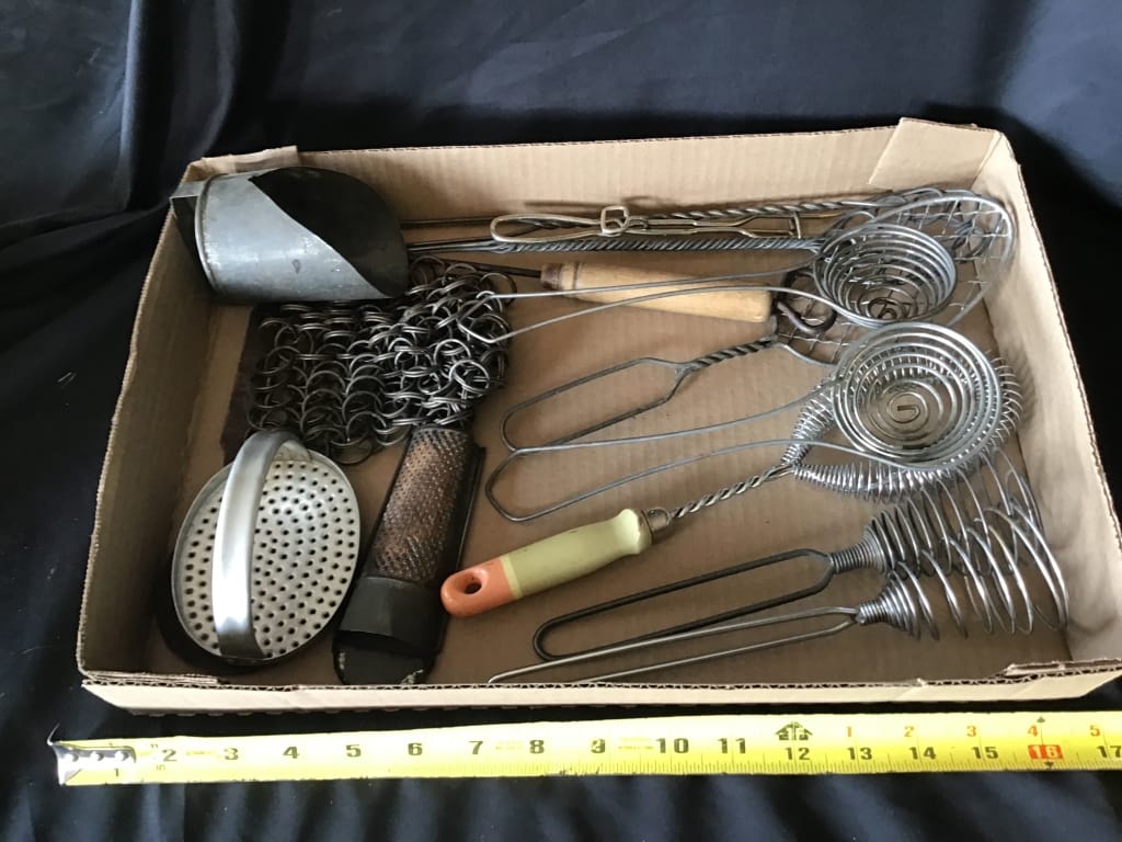 500+ LOTS OF CROCKS-PRIMITIVES-GLASS-POTTERY & MORE!