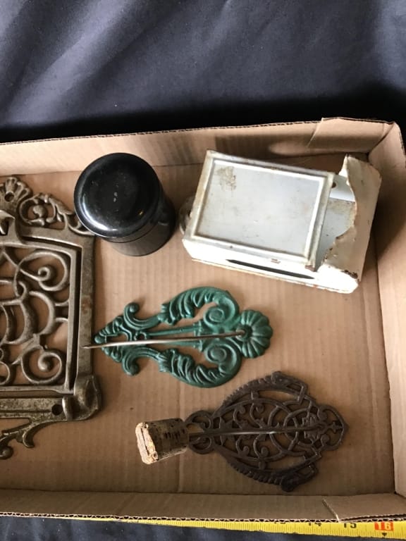500+ LOTS OF CROCKS-PRIMITIVES-GLASS-POTTERY & MORE!