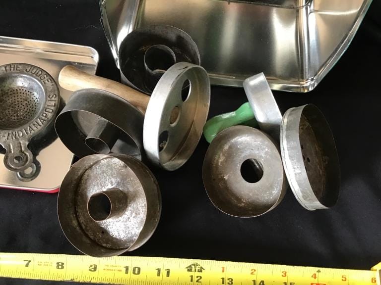 500+ LOTS OF CROCKS-PRIMITIVES-GLASS-POTTERY & MORE!