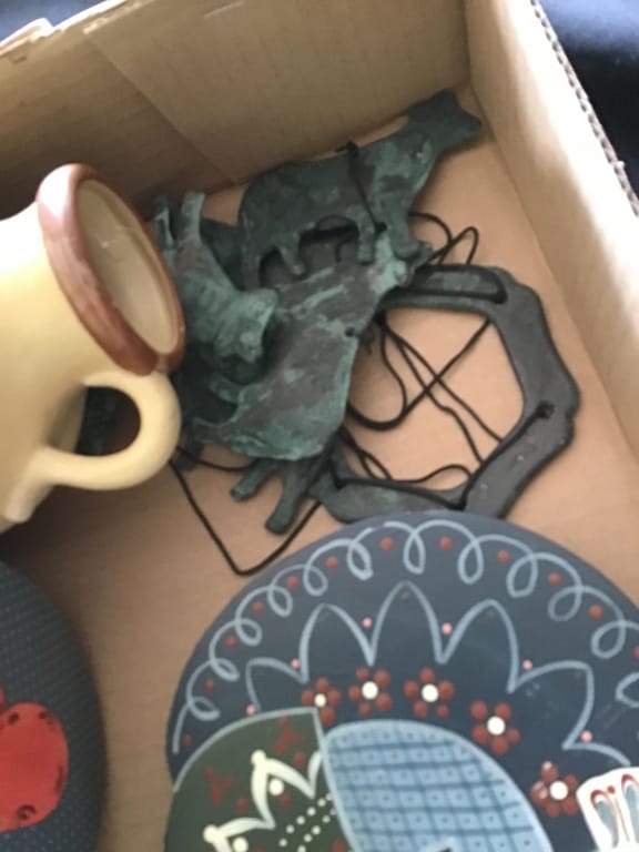 500+ LOTS OF CROCKS-PRIMITIVES-GLASS-POTTERY & MORE!