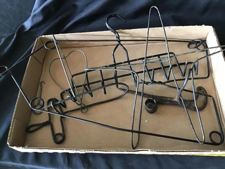 500+ LOTS OF CROCKS-PRIMITIVES-GLASS-POTTERY & MORE!