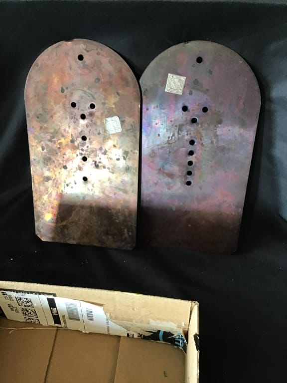 500+ LOTS OF CROCKS-PRIMITIVES-GLASS-POTTERY & MORE!