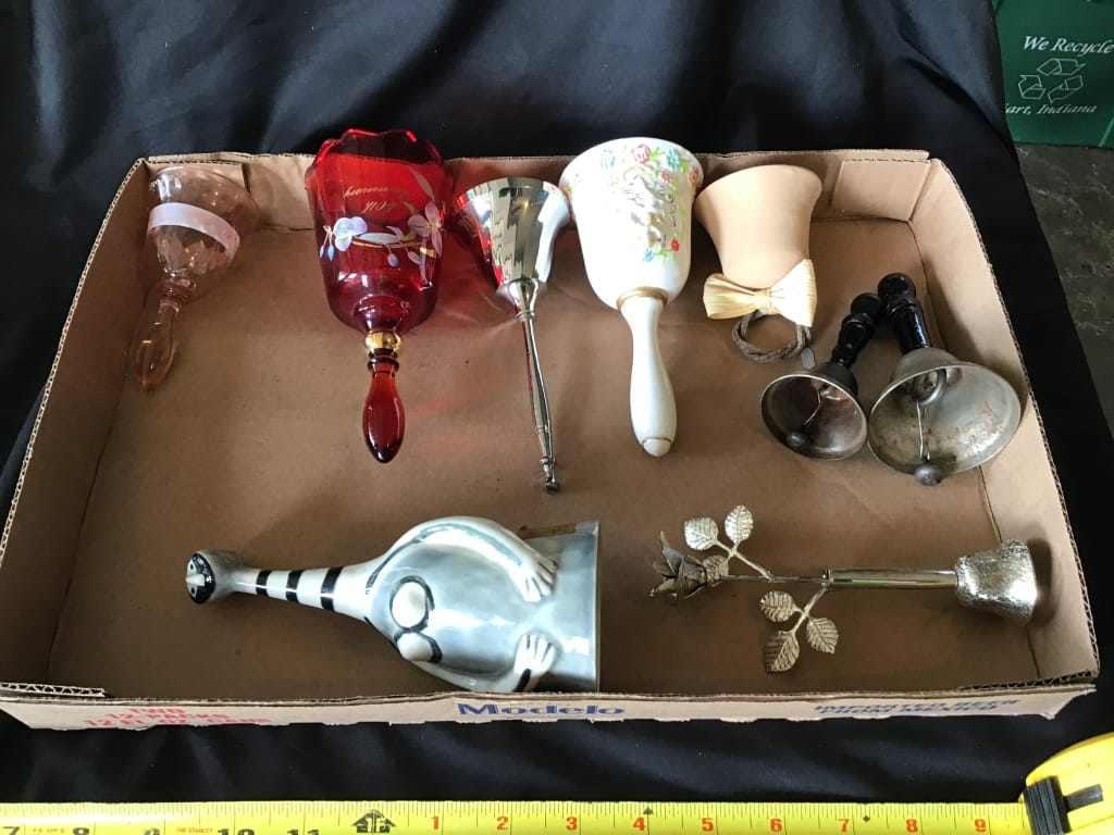 500+ LOTS OF CROCKS-PRIMITIVES-GLASS-POTTERY & MORE!