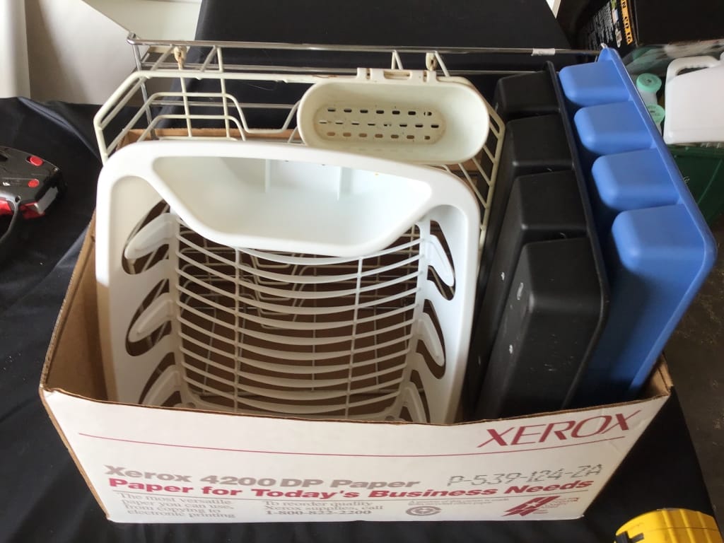 500+ LOTS OF CROCKS-PRIMITIVES-GLASS-POTTERY & MORE!