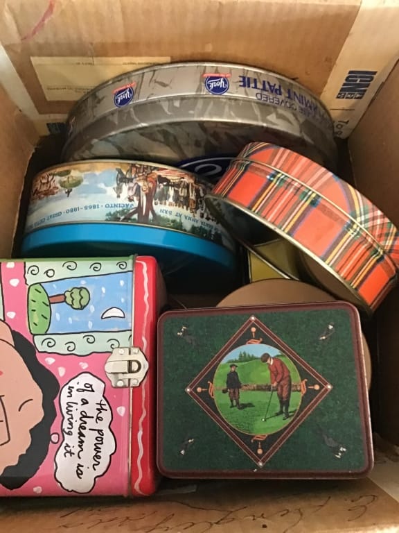 500+ LOTS OF CROCKS-PRIMITIVES-GLASS-POTTERY & MORE!