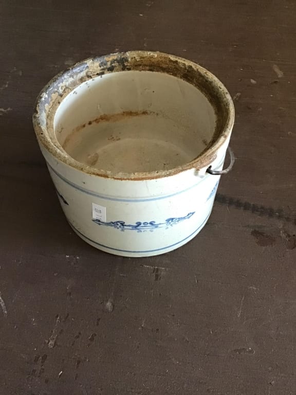 500+ LOTS OF CROCKS-PRIMITIVES-GLASS-POTTERY & MORE!