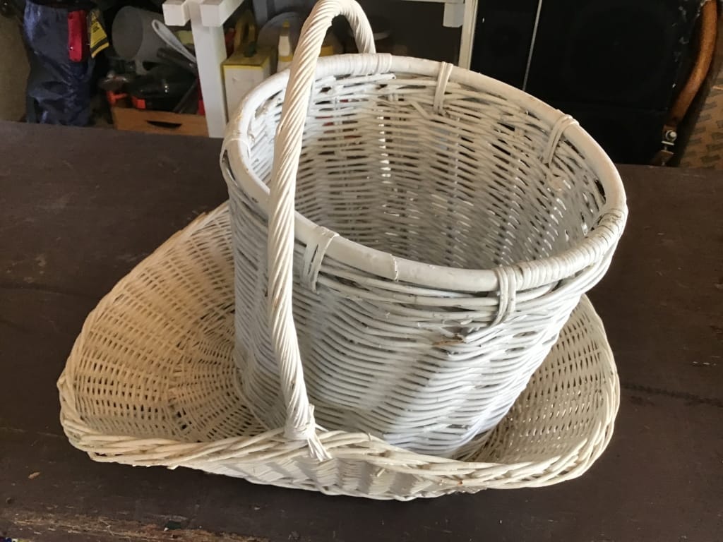 500+ LOTS OF CROCKS-PRIMITIVES-GLASS-POTTERY & MORE!