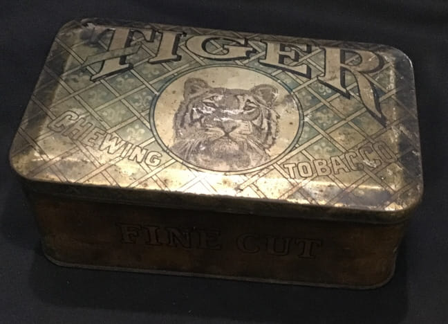 500+ LOTS OF CROCKS-PRIMITIVES-GLASS-POTTERY & MORE!