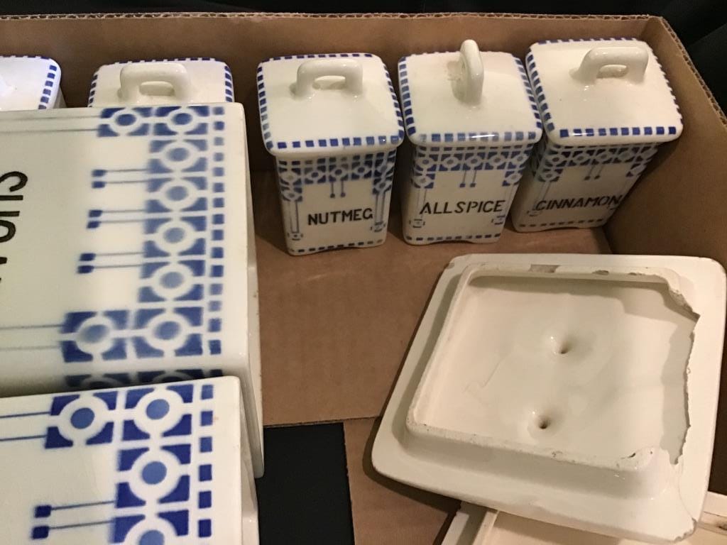 500+ LOTS OF CROCKS-PRIMITIVES-GLASS-POTTERY & MORE!