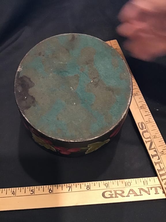 500+ LOTS OF CROCKS-PRIMITIVES-GLASS-POTTERY & MORE!