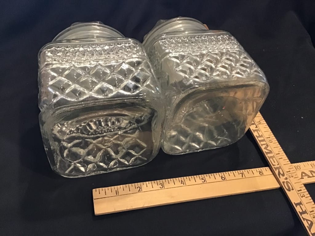 500+ LOTS OF CROCKS-PRIMITIVES-GLASS-POTTERY & MORE!