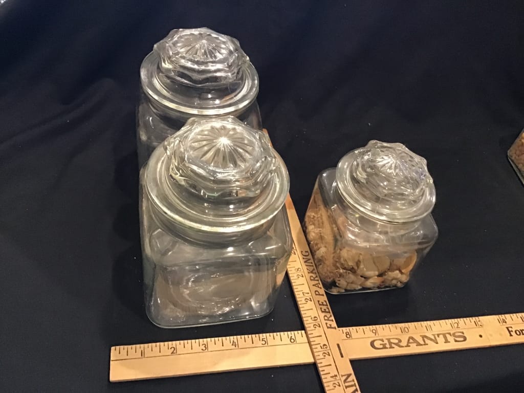 500+ LOTS OF CROCKS-PRIMITIVES-GLASS-POTTERY & MORE!