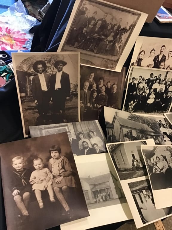 500+ LOTS OF CROCKS-PRIMITIVES-GLASS-POTTERY & MORE!