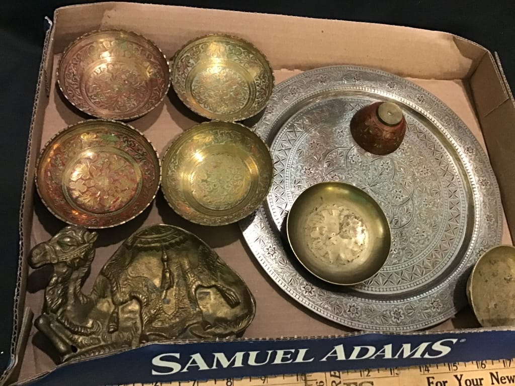 500+ LOTS OF CROCKS-PRIMITIVES-GLASS-POTTERY & MORE!