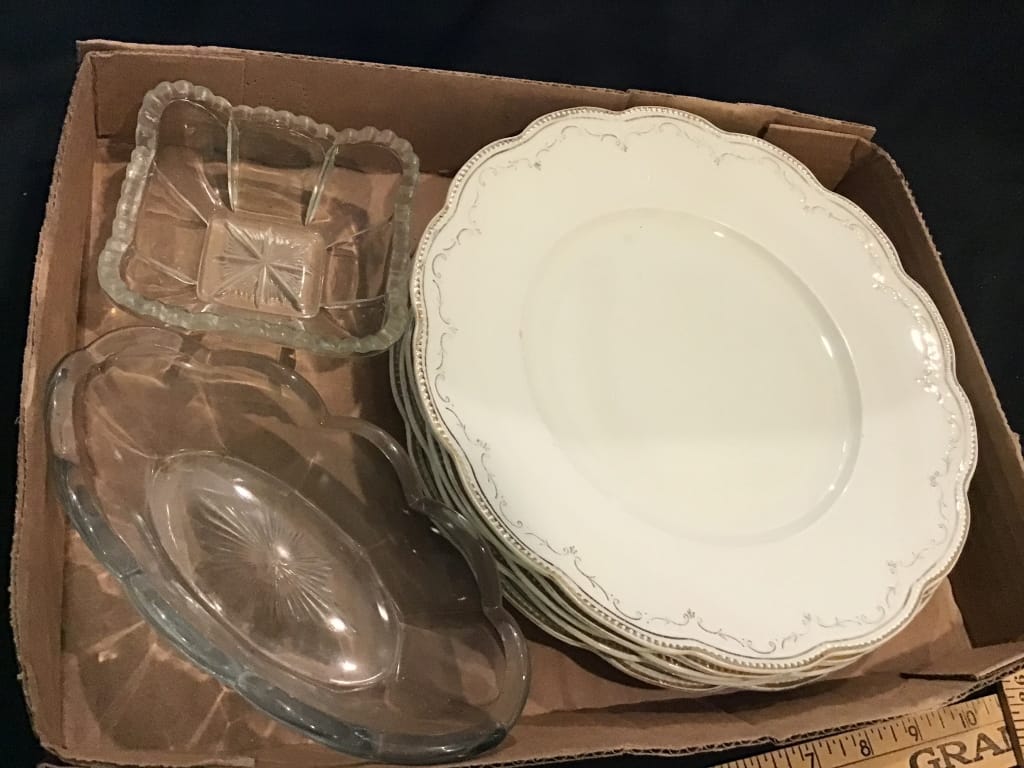 500+ LOTS OF CROCKS-PRIMITIVES-GLASS-POTTERY & MORE!