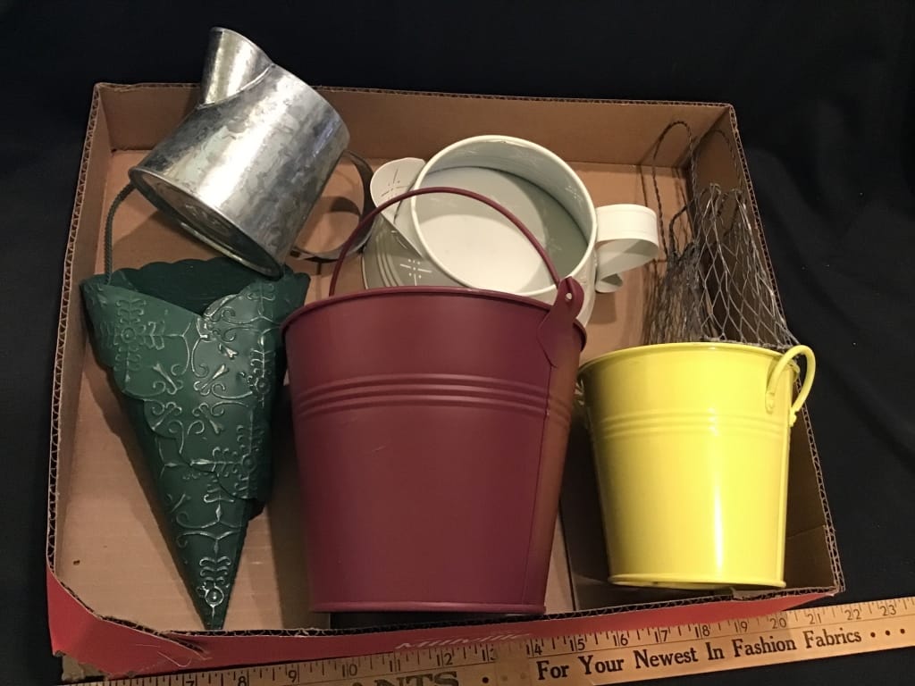500+ LOTS OF CROCKS-PRIMITIVES-GLASS-POTTERY & MORE!