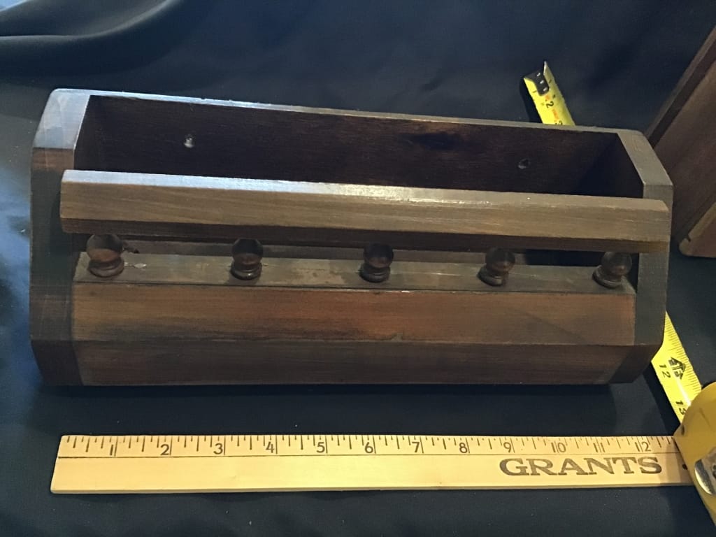 500+ LOTS OF CROCKS-PRIMITIVES-GLASS-POTTERY & MORE!