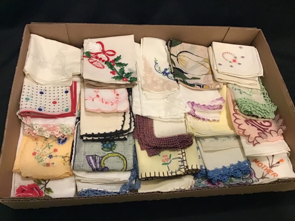 500+ LOTS OF CROCKS-PRIMITIVES-GLASS-POTTERY & MORE!