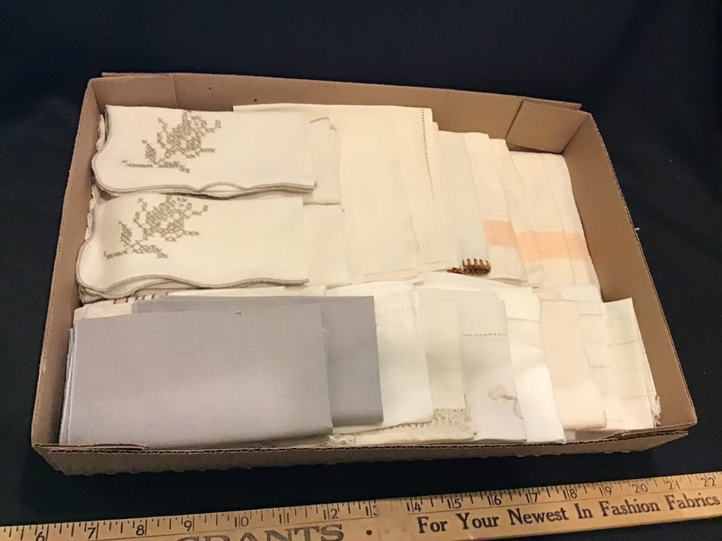 500+ LOTS OF CROCKS-PRIMITIVES-GLASS-POTTERY & MORE!