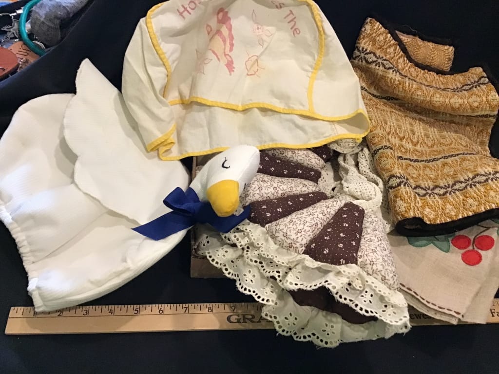 500+ LOTS OF CROCKS-PRIMITIVES-GLASS-POTTERY & MORE!