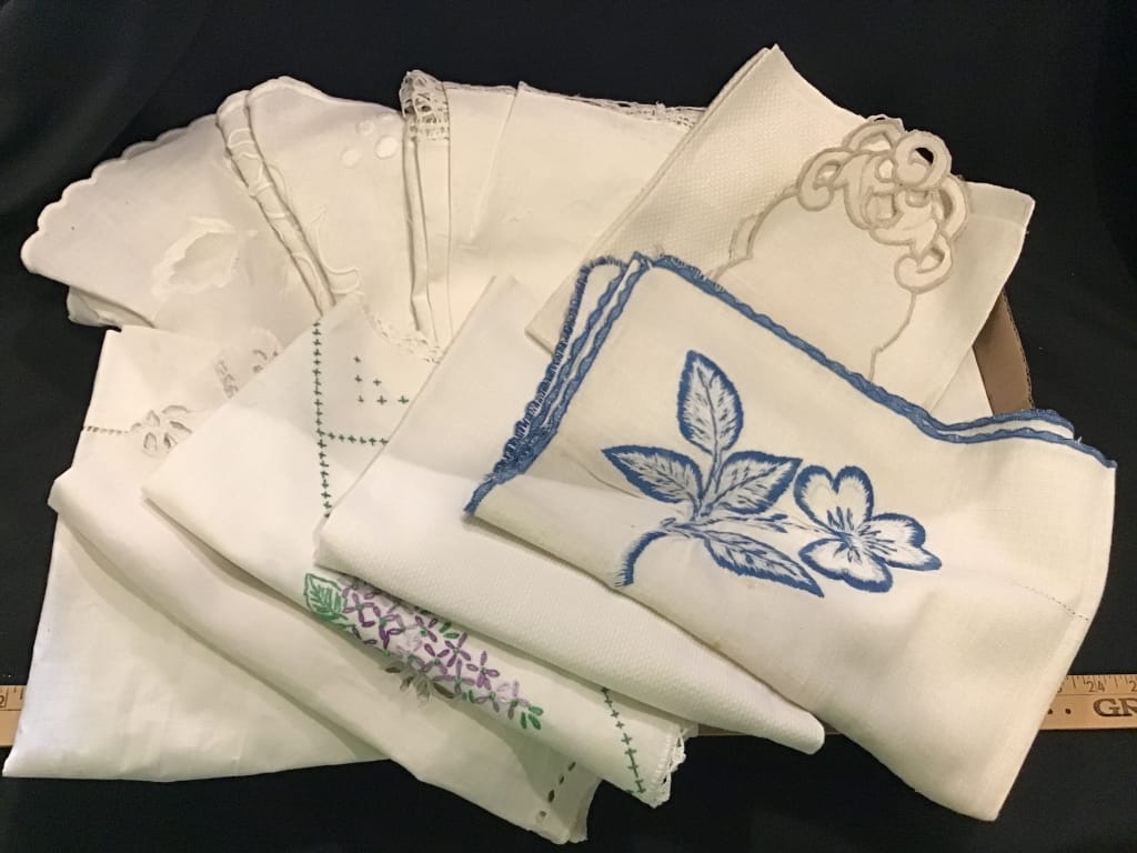 500+ LOTS OF CROCKS-PRIMITIVES-GLASS-POTTERY & MORE!