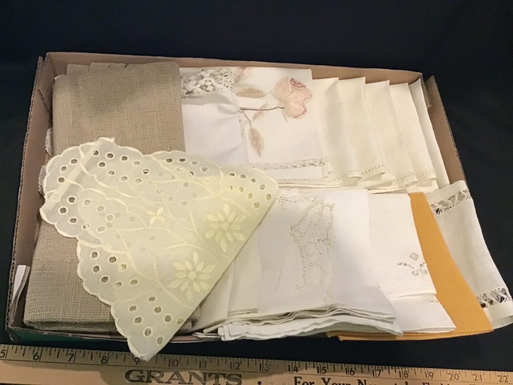 500+ LOTS OF CROCKS-PRIMITIVES-GLASS-POTTERY & MORE!