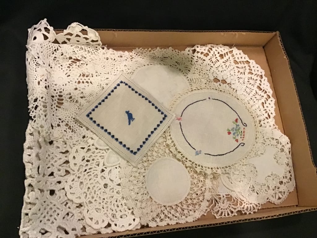 500+ LOTS OF CROCKS-PRIMITIVES-GLASS-POTTERY & MORE!