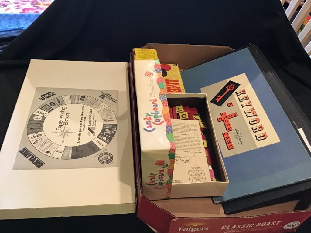 500+ LOTS OF CROCKS-PRIMITIVES-GLASS-POTTERY & MORE!