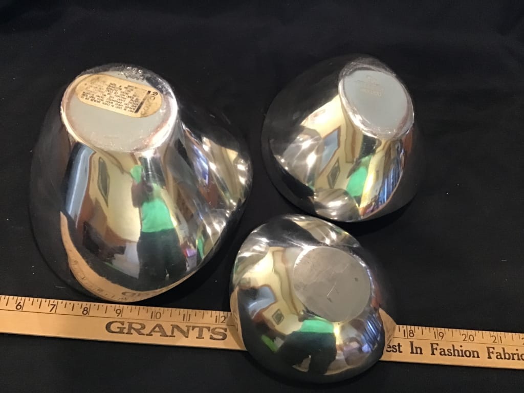 500+ LOTS OF CROCKS-PRIMITIVES-GLASS-POTTERY & MORE!