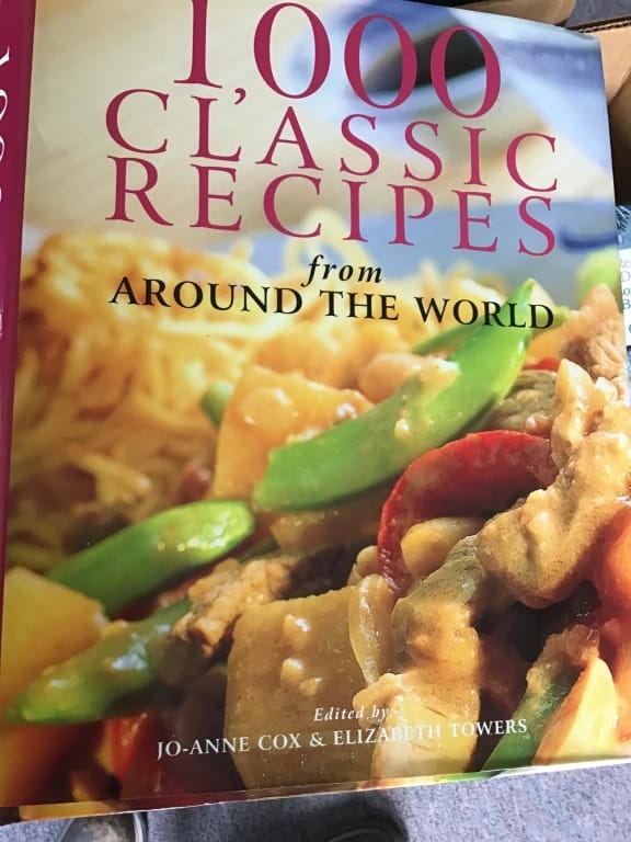 500+ LOTS OF CROCKS-PRIMITIVES-GLASS-POTTERY & MORE!