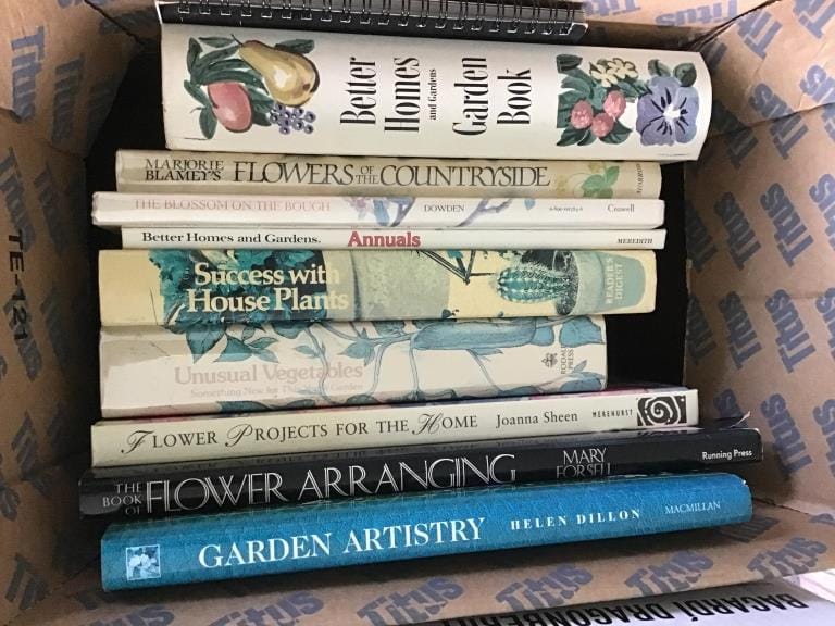 500+ LOTS OF CROCKS-PRIMITIVES-GLASS-POTTERY & MORE!