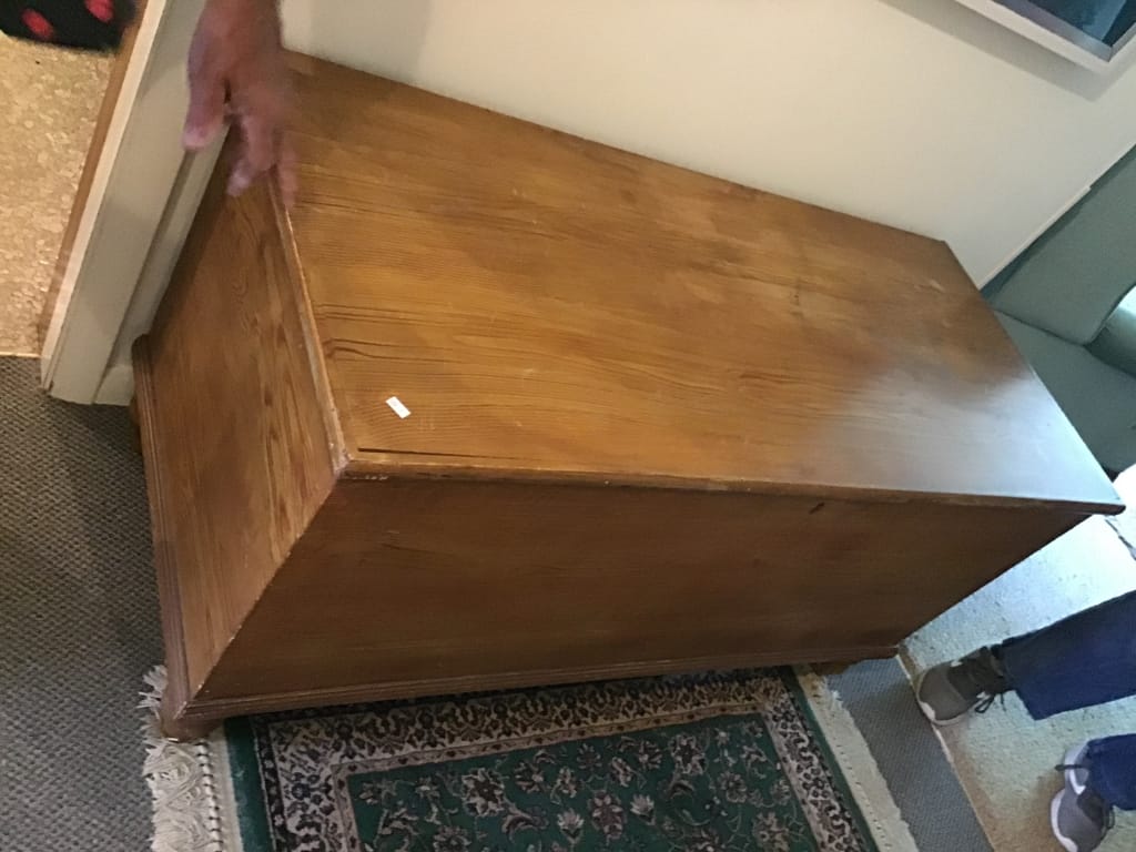 500+ LOTS OF CROCKS-PRIMITIVES-GLASS-POTTERY & MORE!