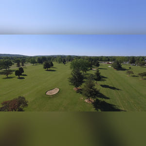 This large 104± acre tract contains an 18-hole, par-72 golf course with a total yardage of 6,535