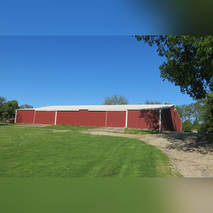 This large 104± acre tract contains an 18-hole, par-72 golf course with a total yardage of 6,535