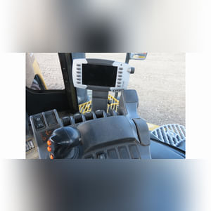 2012 CAT MT855 Challenger tractor, CAT C-15, 475 HP, PTO, Power Shift, 30â? belts, 4 remotes, 7-pin connector, front weights, cab & hood lights, deluxe cab w/ instructor seat, auto guide, 346 hrs., SN 412 (4000 hr. extended powertrain warranty expires 12/29/18, comprehensive warranty expires 12/29/16)